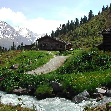 Ferienheim Gabi ניוסטיפט אים סטובאיטל